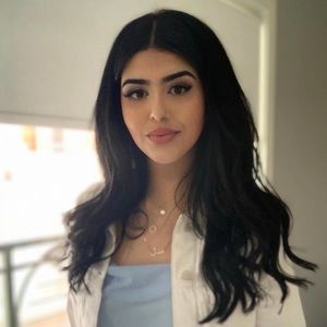 Meet your Posher, Manal